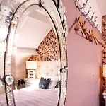 Logement Hellevoetsluis Guest house 3*