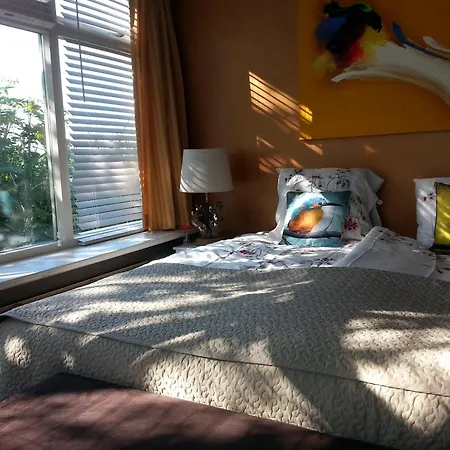 בית הארחה Logement Hellevoetsluis 3*