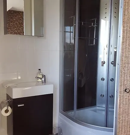 ゲストハウス Logement Hellevoetsluis ヘレヴートスライス